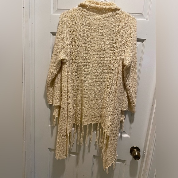 Cream Knit Fringe Sweater - Picture 4 of 4